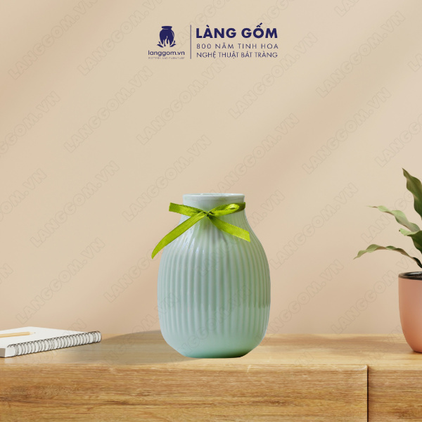 Lọ hoa Men ngọc bầu khía